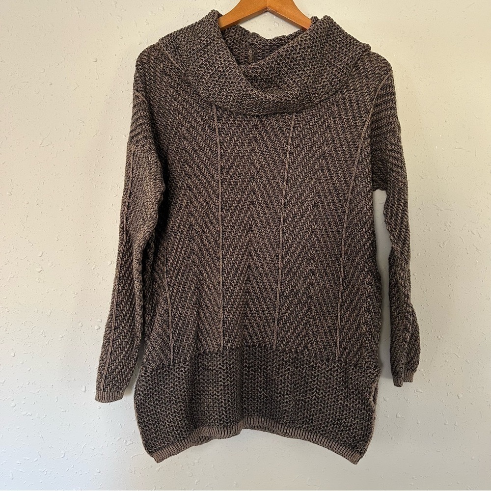 🦋 Eight Eight Eight Tan Black Cowl Neck Sweater Large Comfy Fall Winter